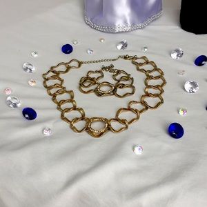 💕💕GORGEOUS NECKLACE AND BRACELET CACHE💕💕